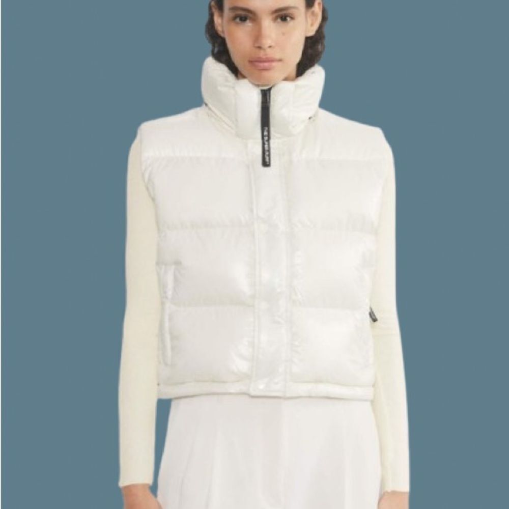 Aritzia Super Puff Cream Puffer Vest - Picture 11 of 12